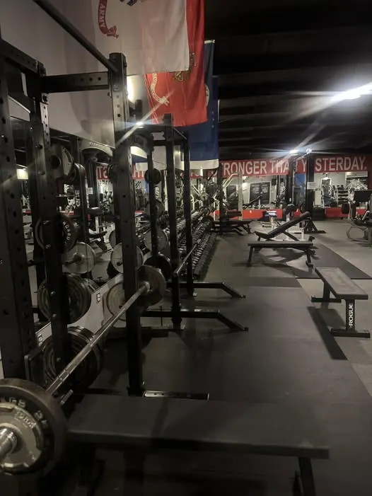 People working out at Clear Creek Fitness